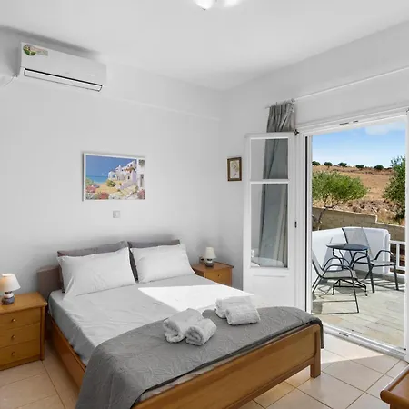 Anthoula's Sea View * Piso Livadi