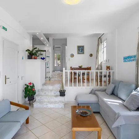 Anthoula's Sea View Villa