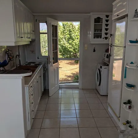 Anthoula's Sea View Holiday home