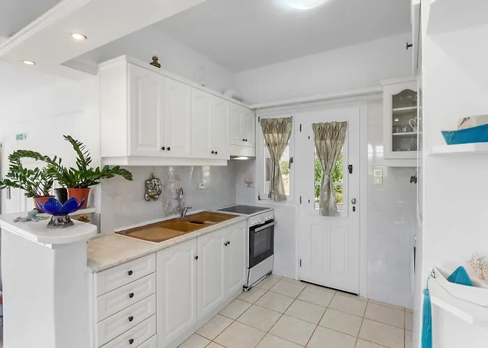 Anthoula's Sea View Villa