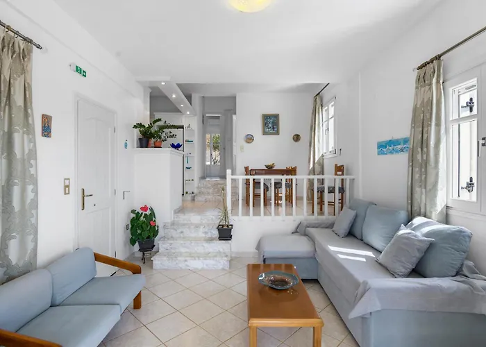 Anthoula's Sea View Villa